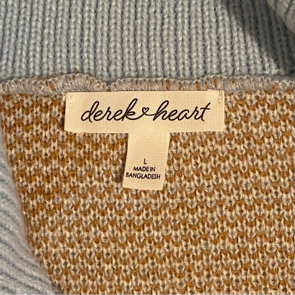 Derek Heart Sz L Blue and Brown Floral Mushroom Cropped Sweater - Picture 6 of 7